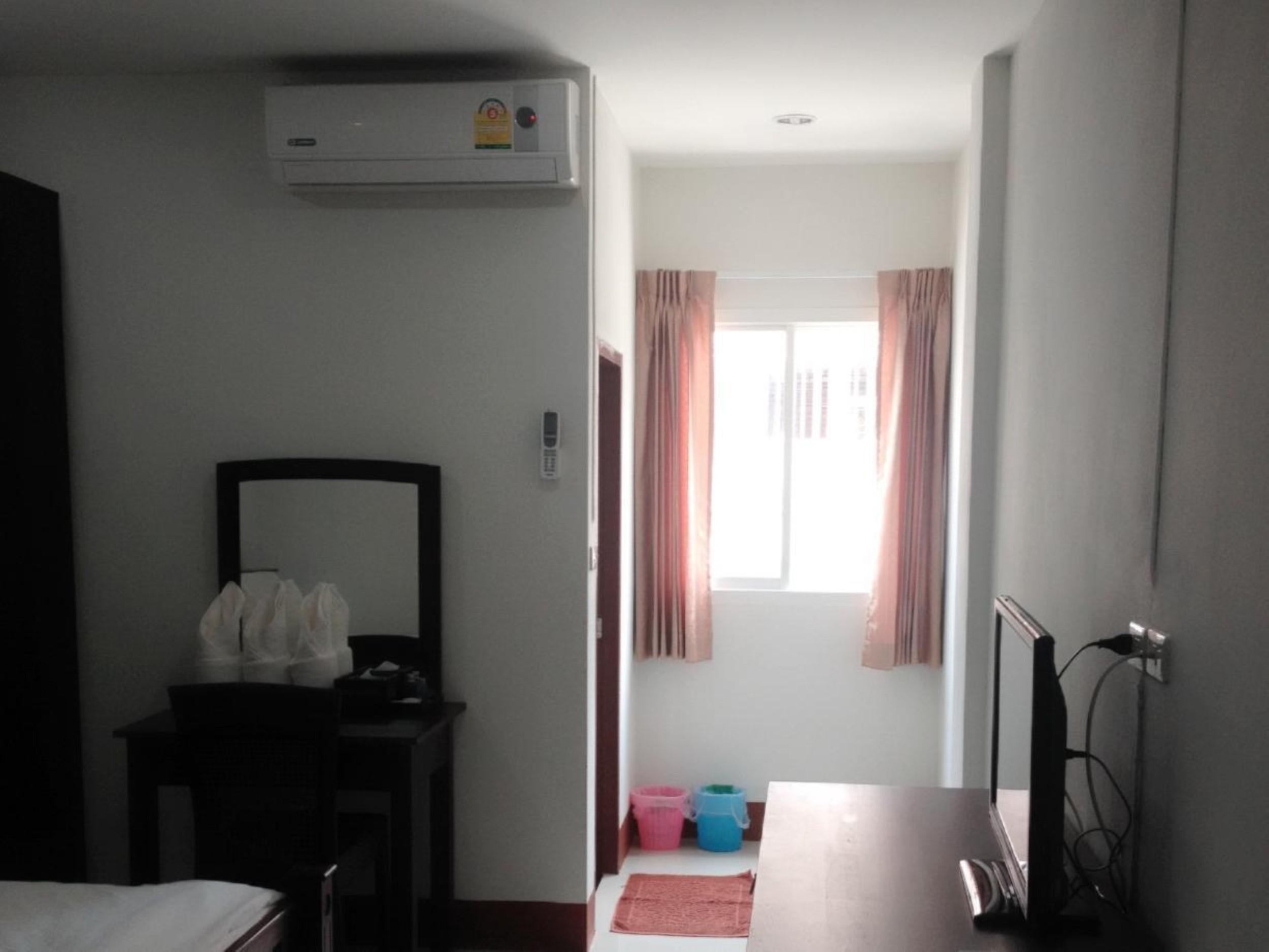 Na Chaidej Hotel Surat Thani Bagian luar foto