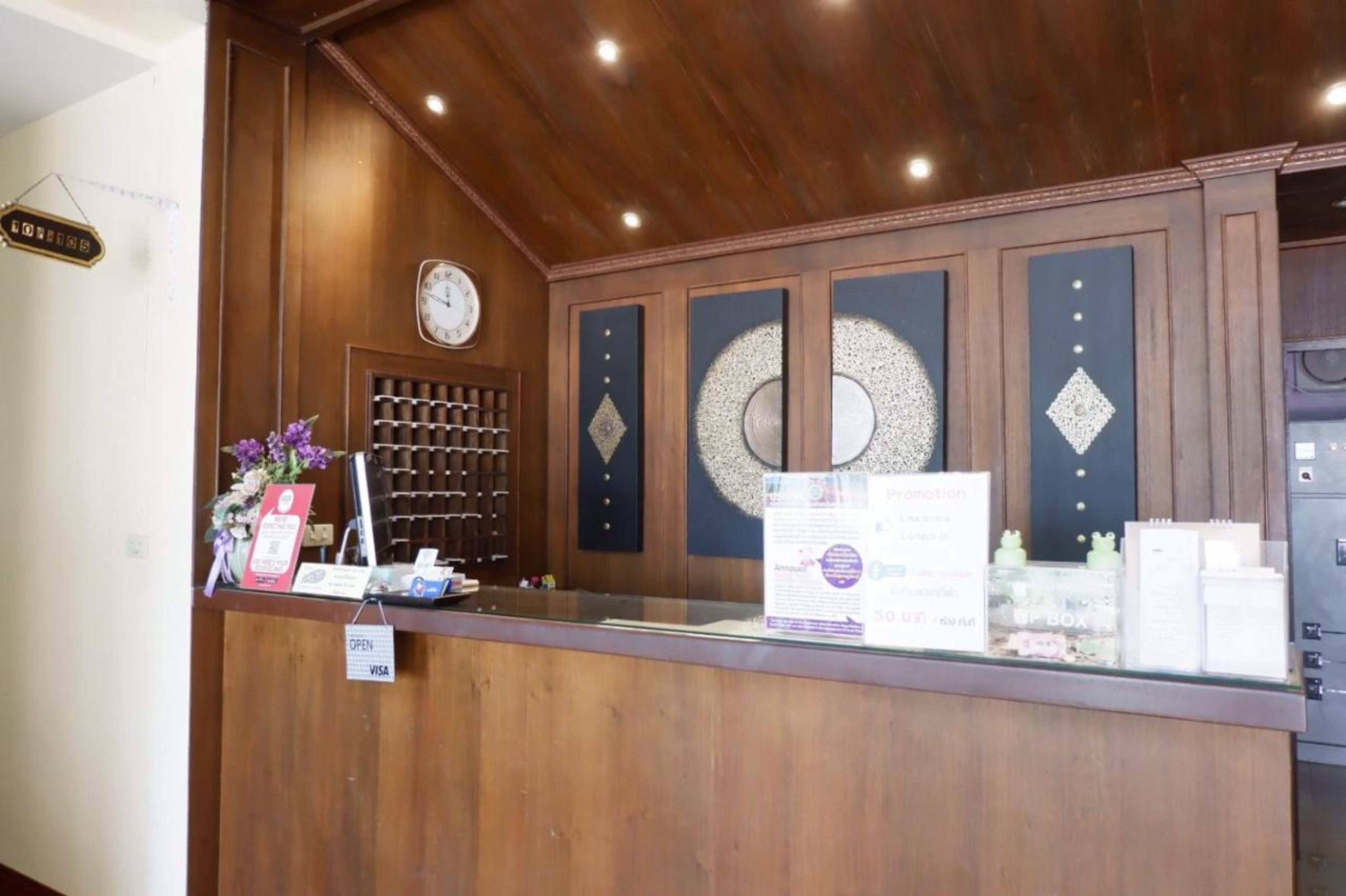 Na Chaidej Hotel Surat Thani Bagian luar foto