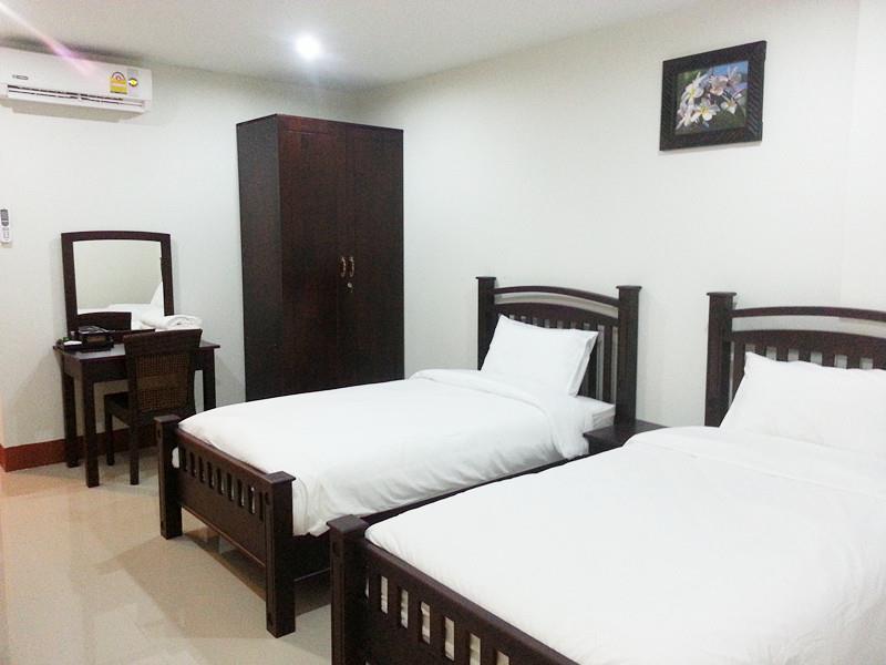Na Chaidej Hotel Surat Thani Bagian luar foto