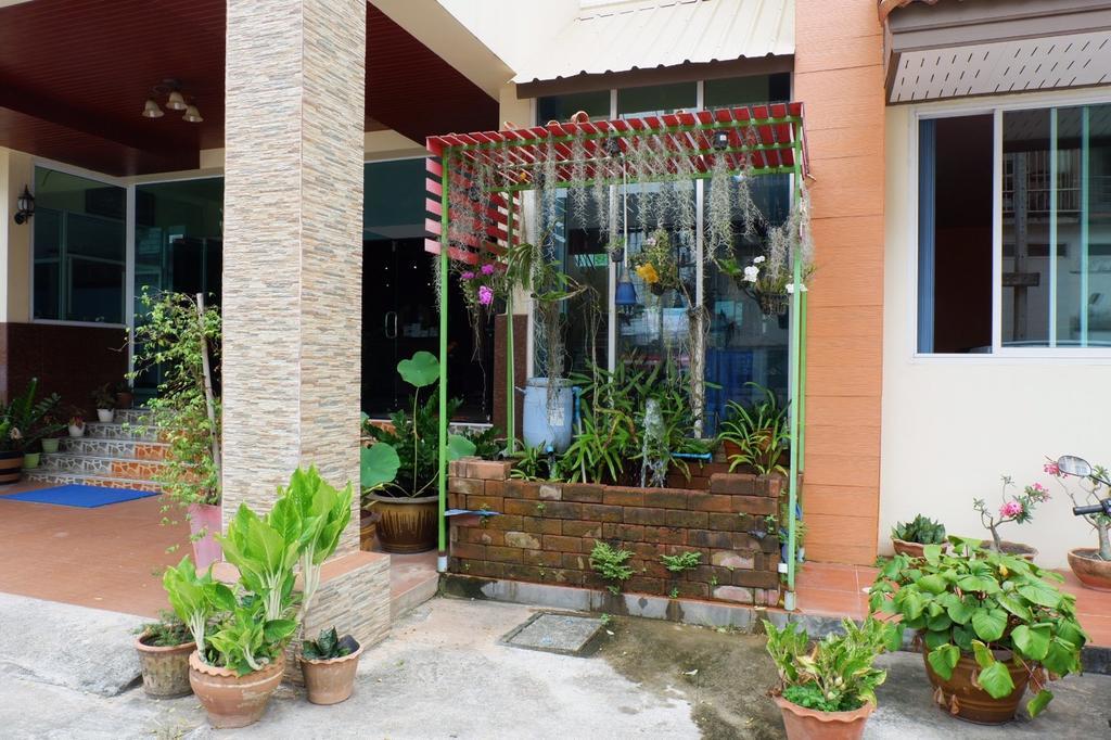 Na Chaidej Hotel Surat Thani Bagian luar foto