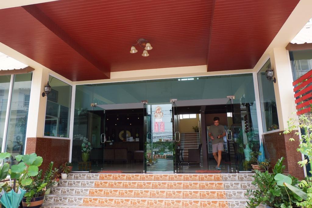 Na Chaidej Hotel Surat Thani Bagian luar foto